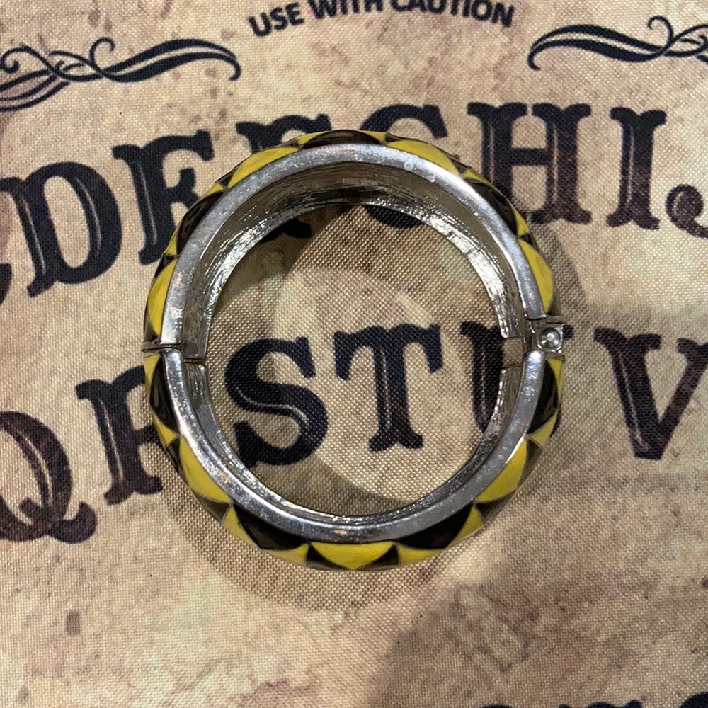 1980’S VINTAGE BANGLE BRACELET - Picture 4 of 4